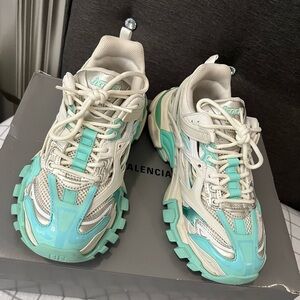 Balenciaga Track.2 Sneakers